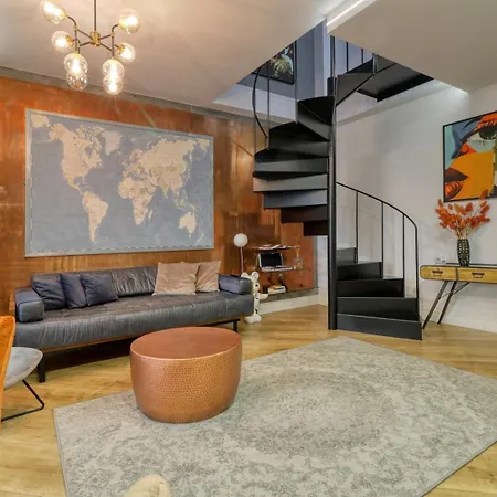 Designer Duplex Retreat Апартаменты *