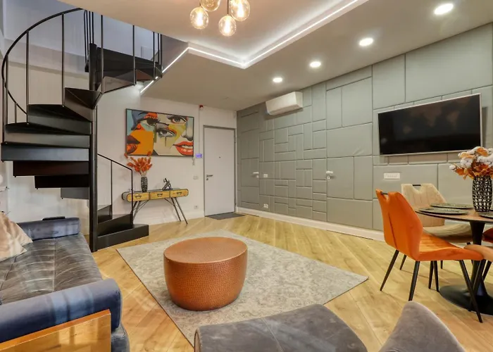 Designer Duplex Retreat * Bucharest